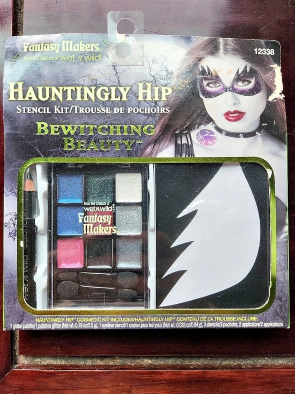 NIP Fantasy Makers Bewitching Beauty Hauntingly Hip Stencil Kit